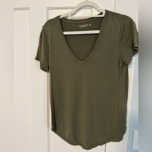 Abercrombie soft AF M Olive